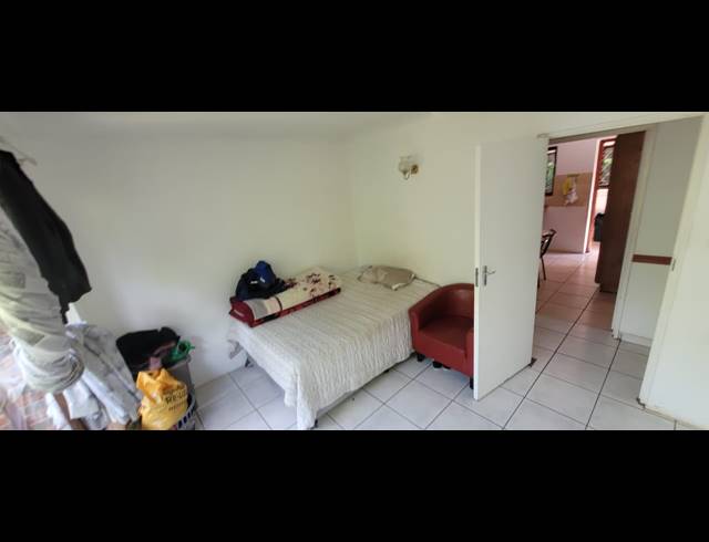 4 BEDROOM HOUSE RENTED IN HAYFIELDS